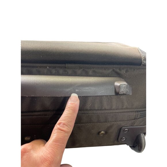 Ralph Lauren Chaps green Rolling Carry-On overnight Luggage Bag SKU 8697 - Picture 11 of 16